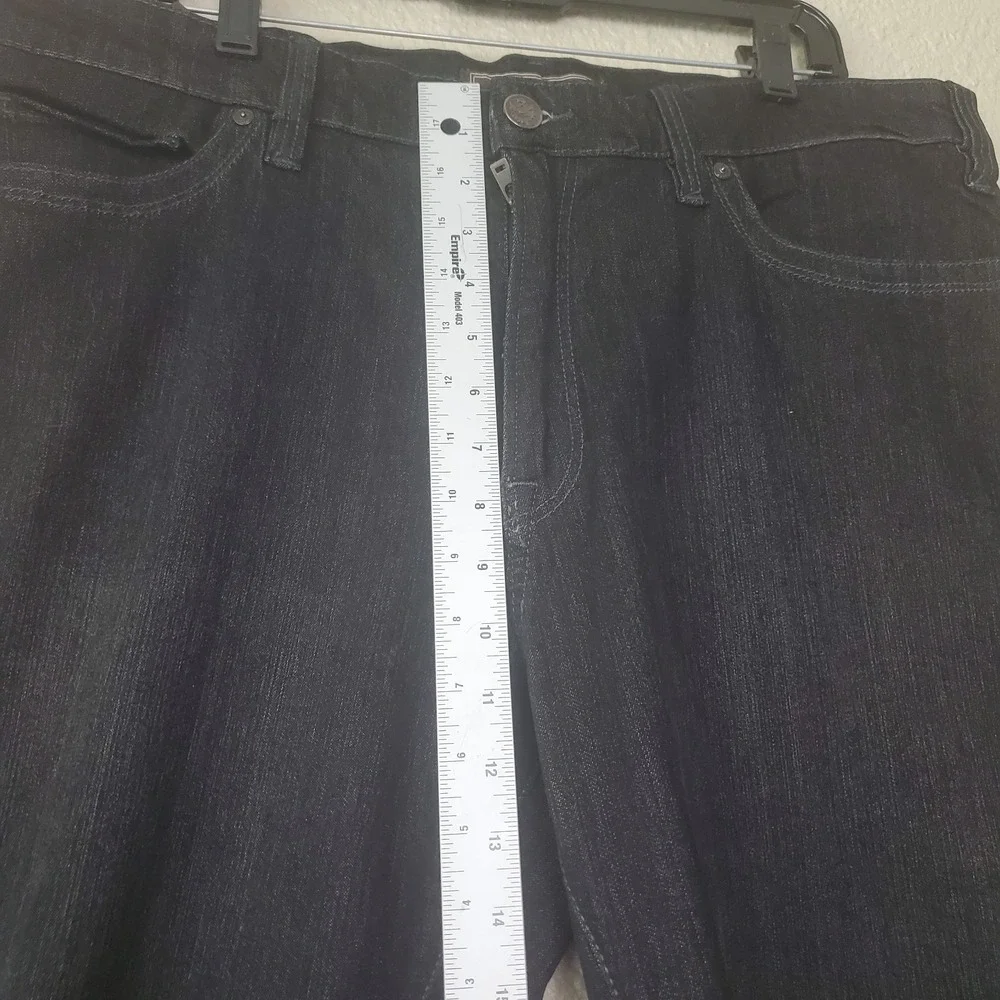 34 Heritage - Size 38/30 Relaxed Straight Black‎ Jeans